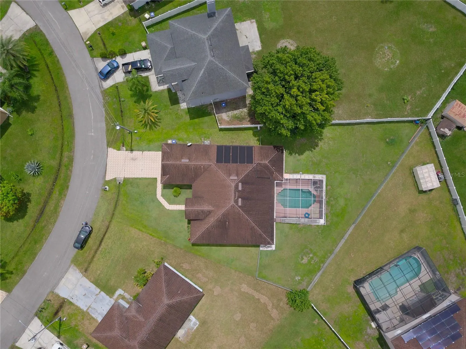 343 AYLESBURY CT