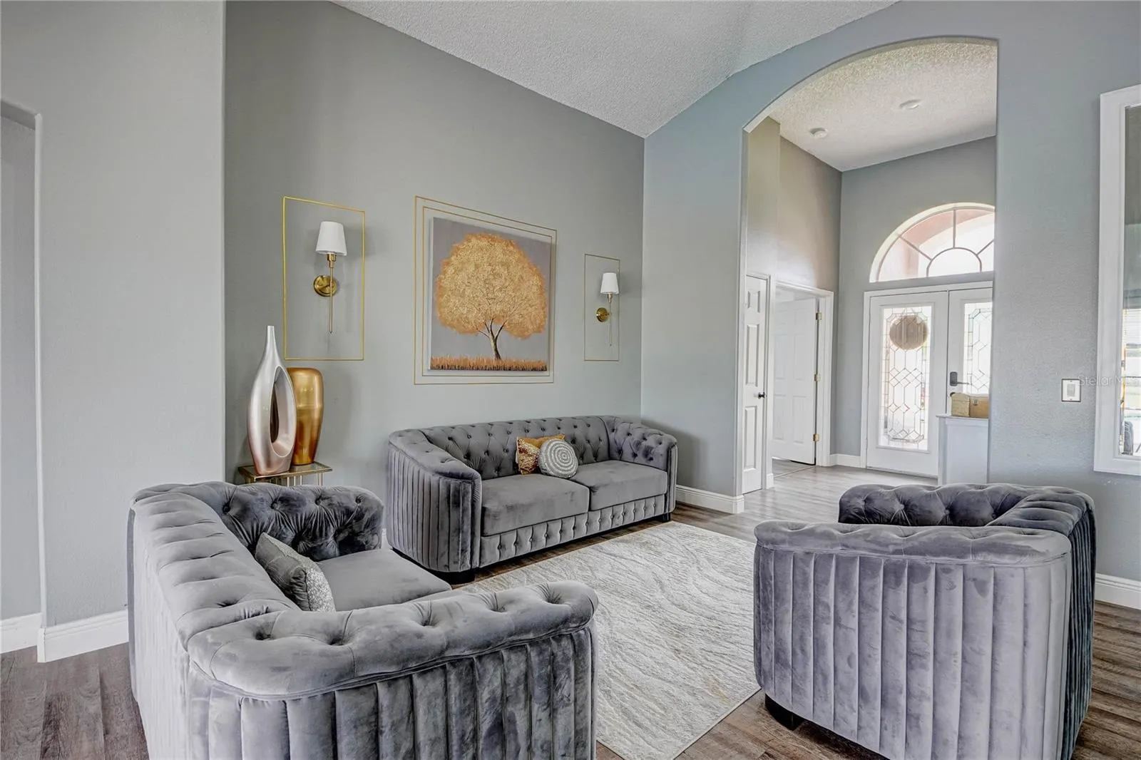343 AYLESBURY CT