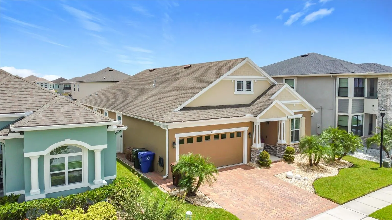 2541 SEGGOLIA LN