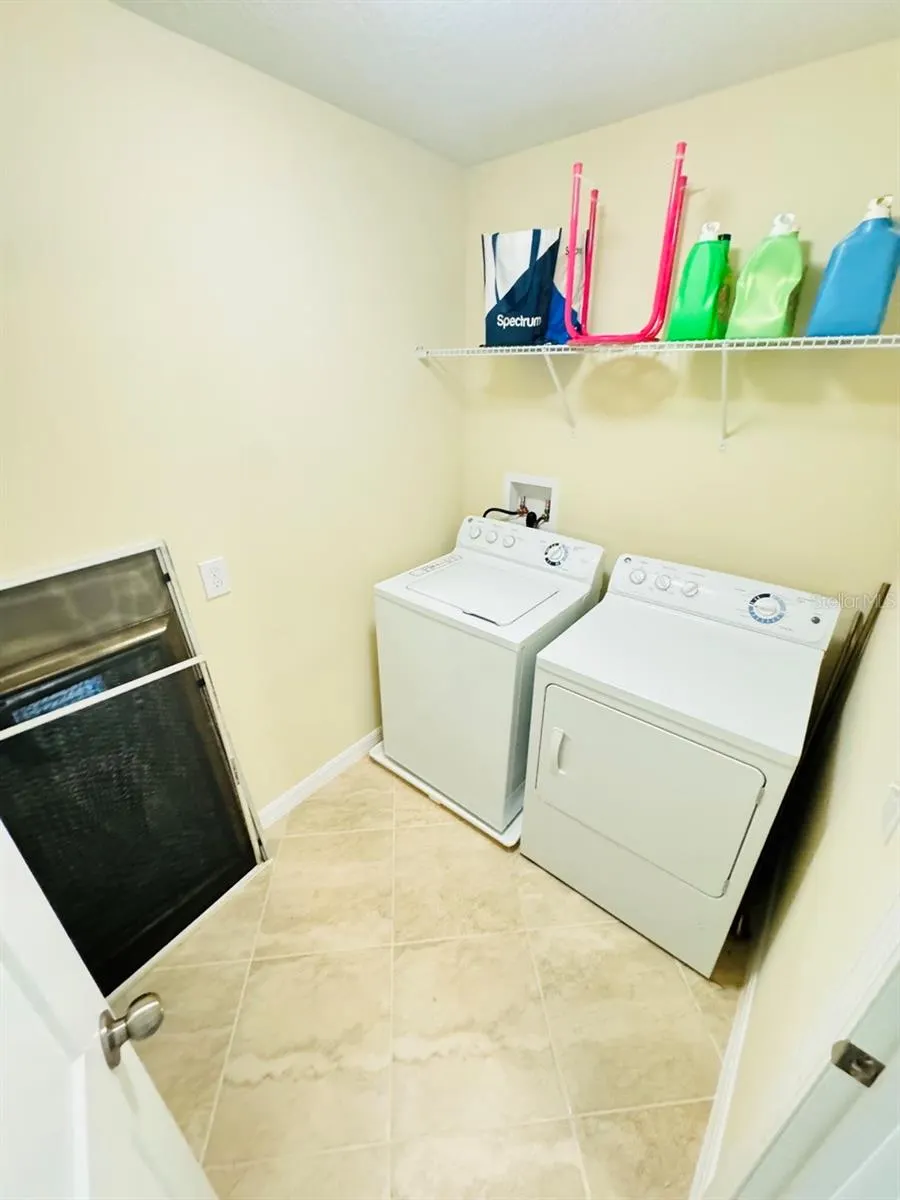3308 RODRICK CIR