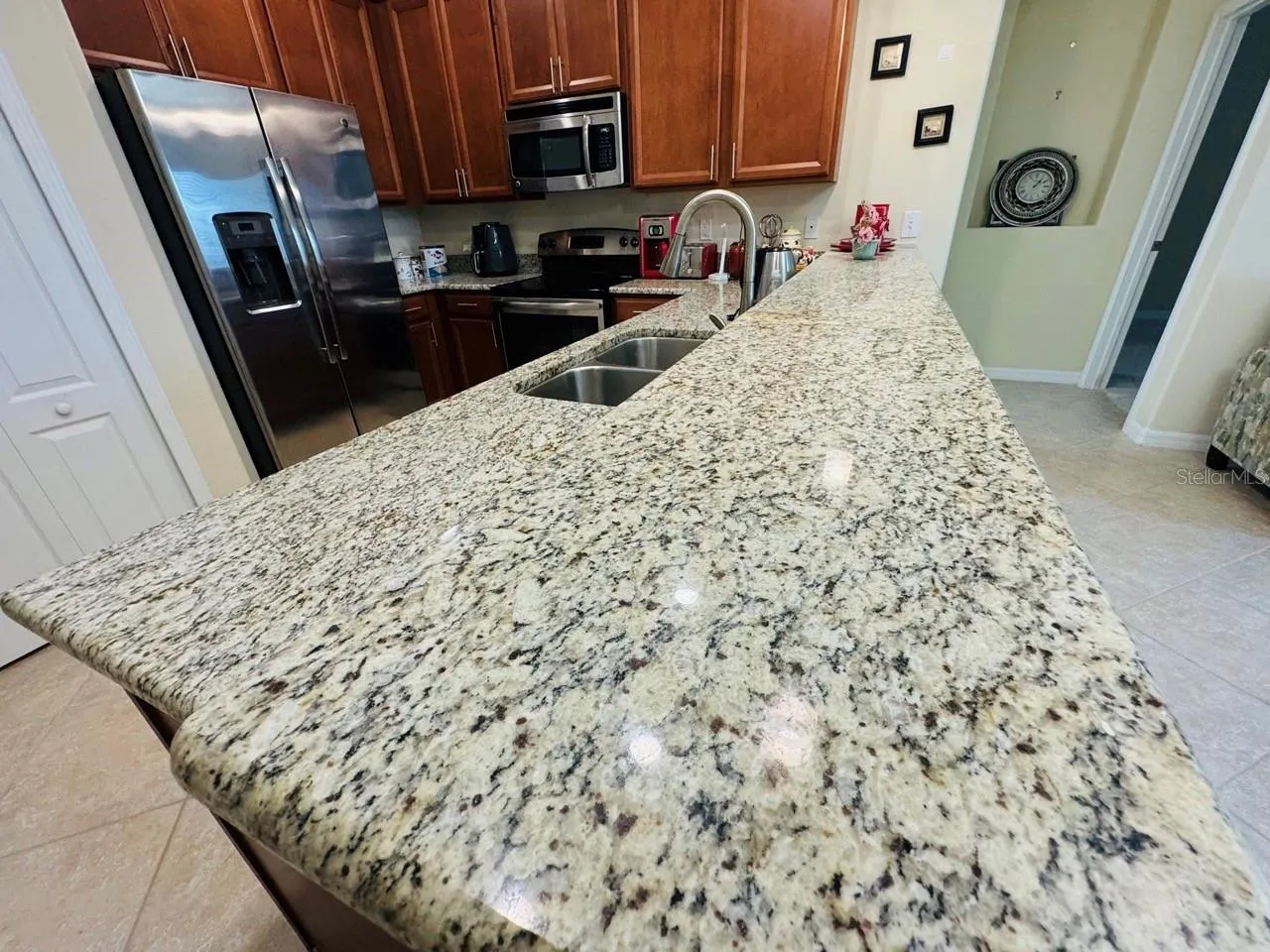 3308 RODRICK CIR