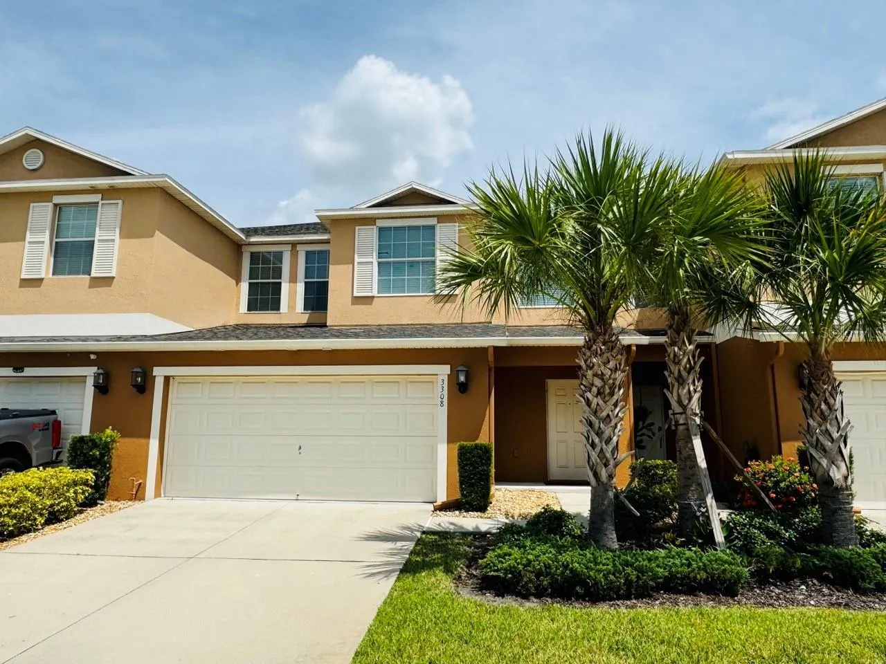 3308 RODRICK CIR