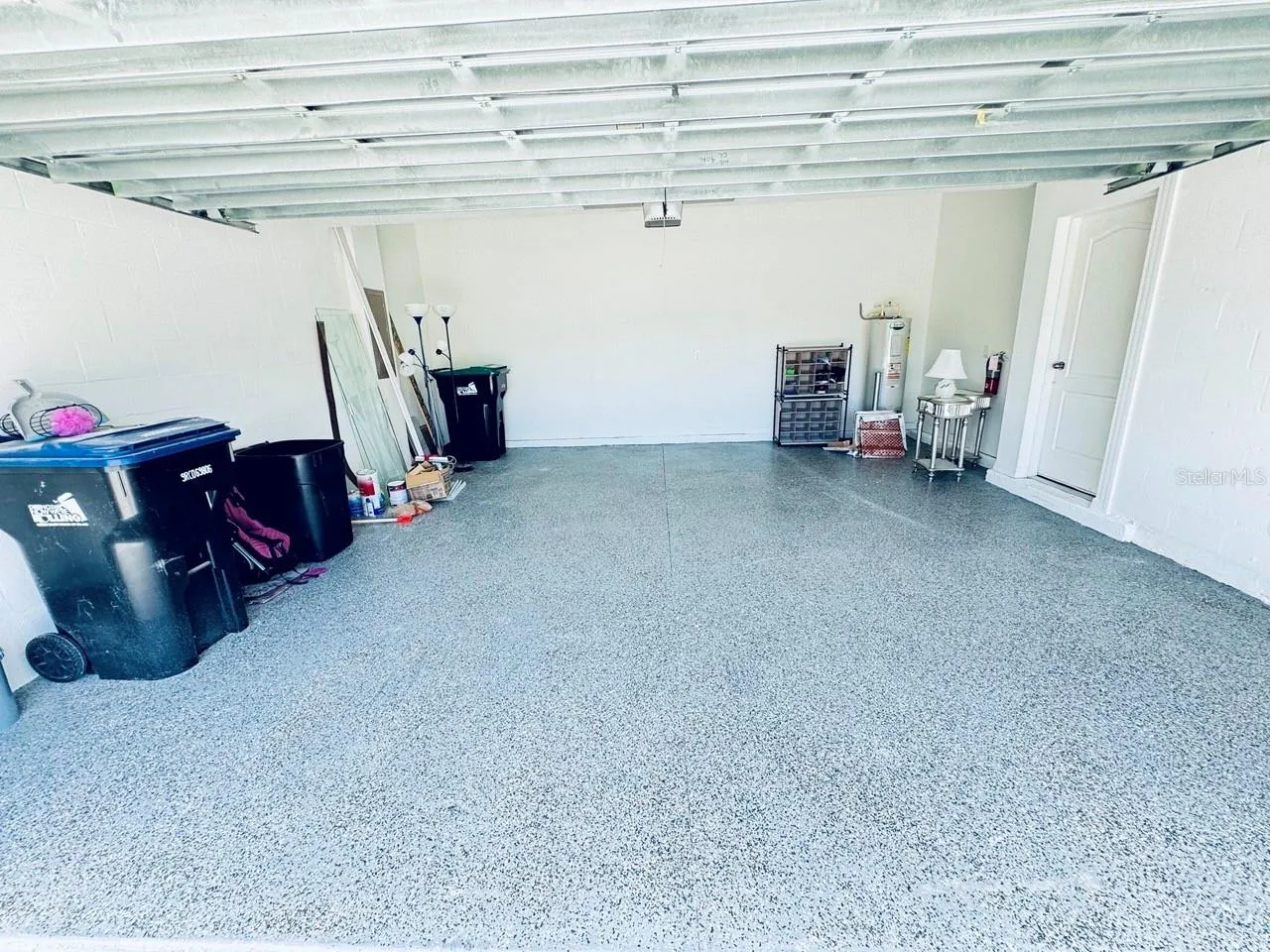 3308 RODRICK CIR