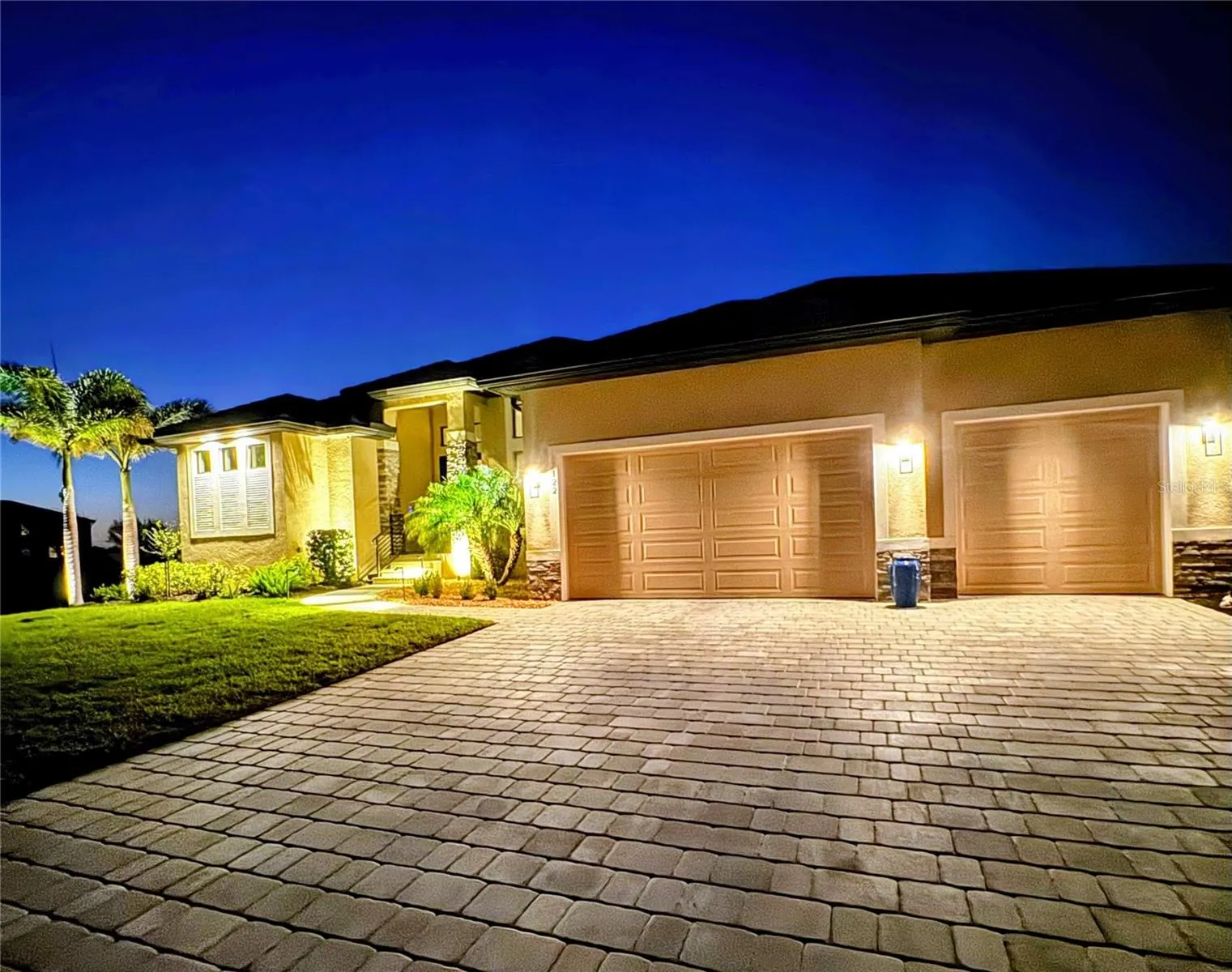17122 BARCREST LN