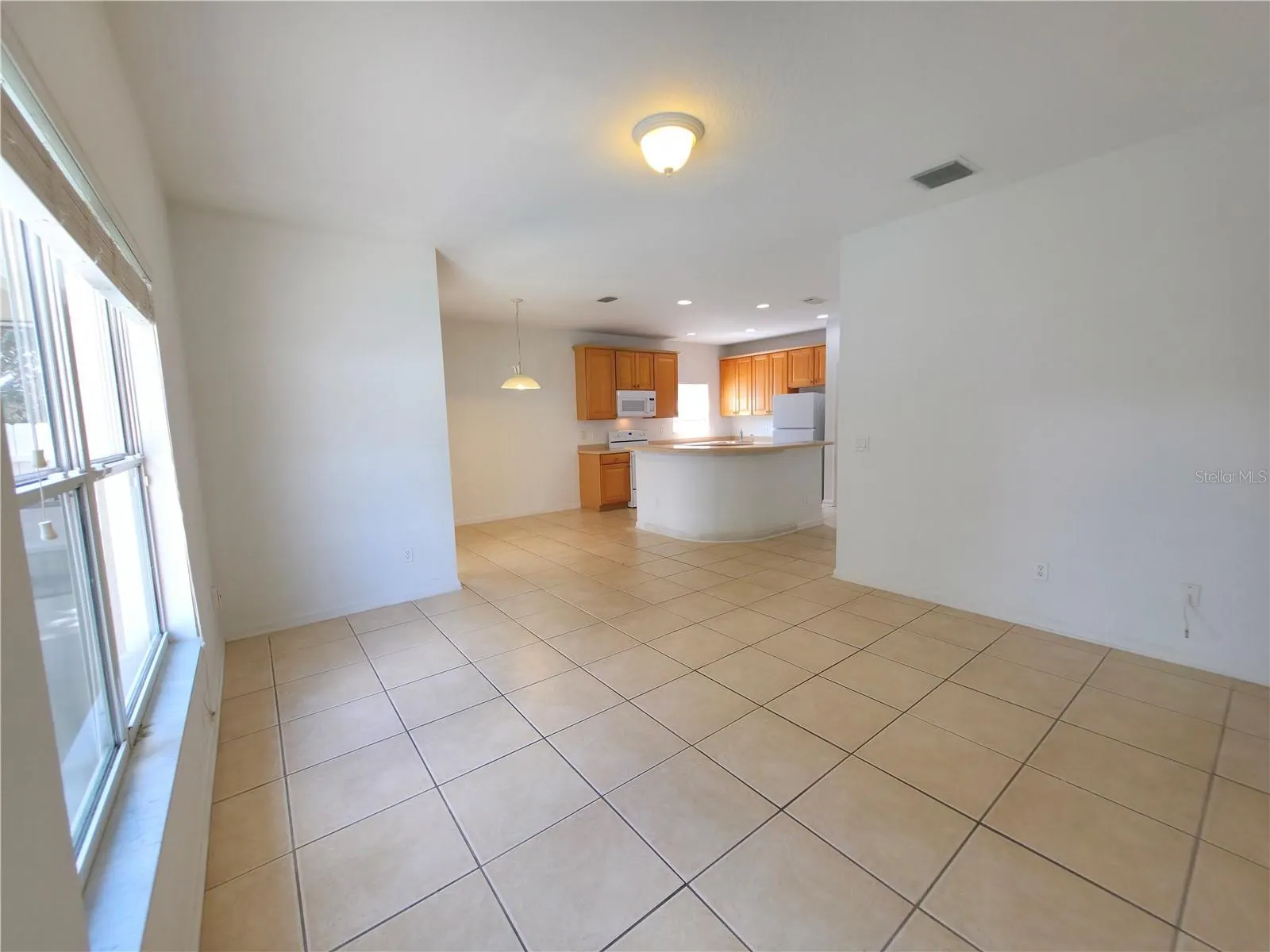1527 DERBY GLEN DR