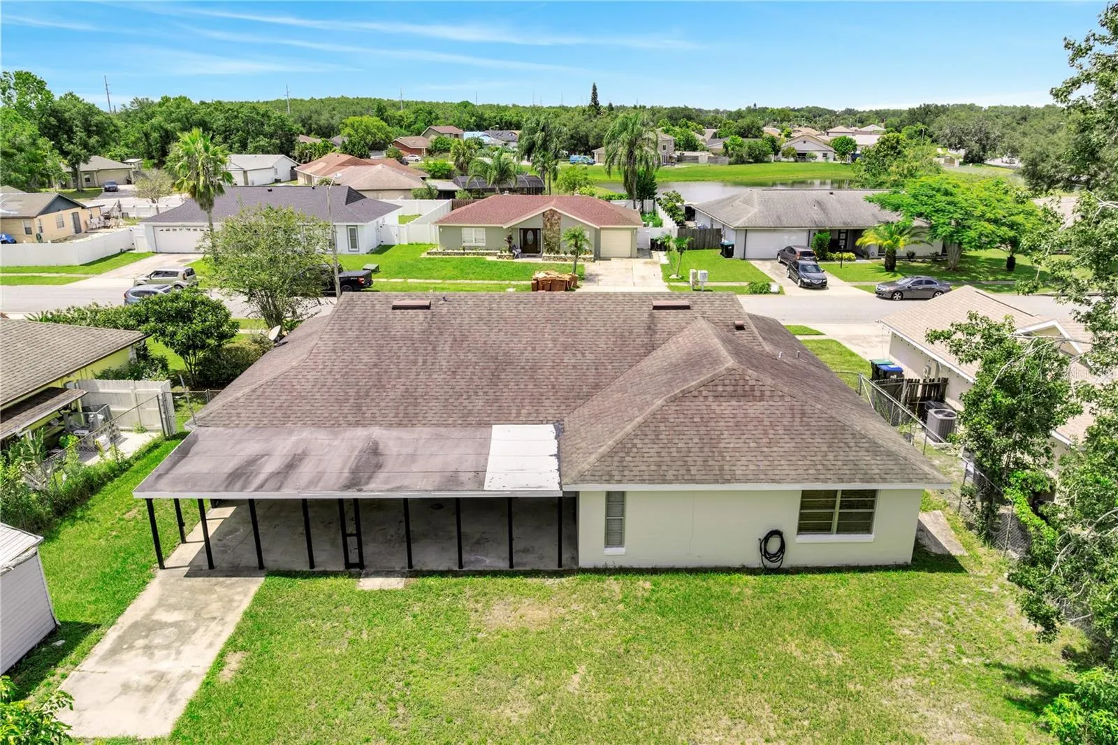 219 IOWA WOODS CIR W