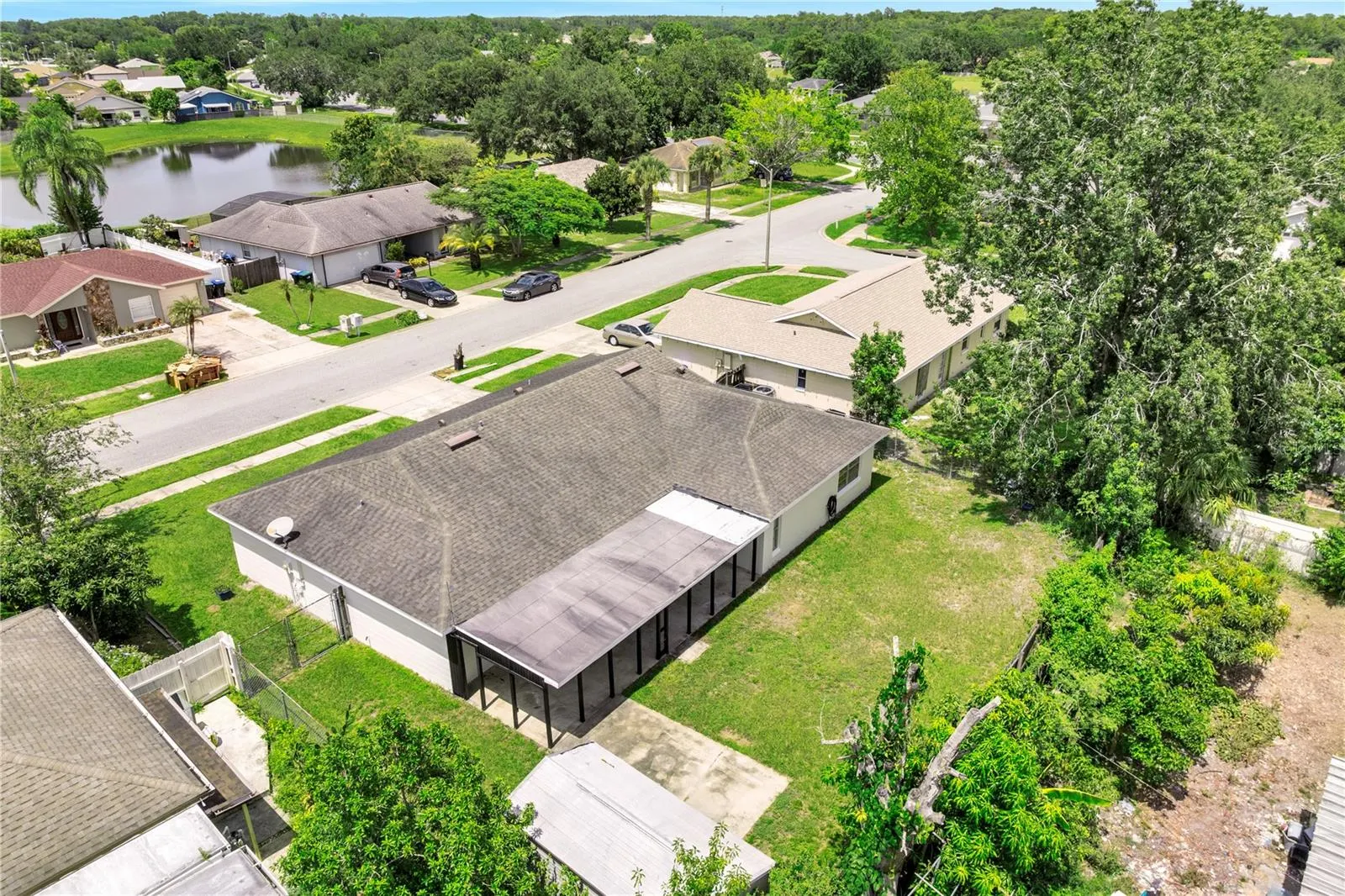 219 IOWA WOODS CIR W