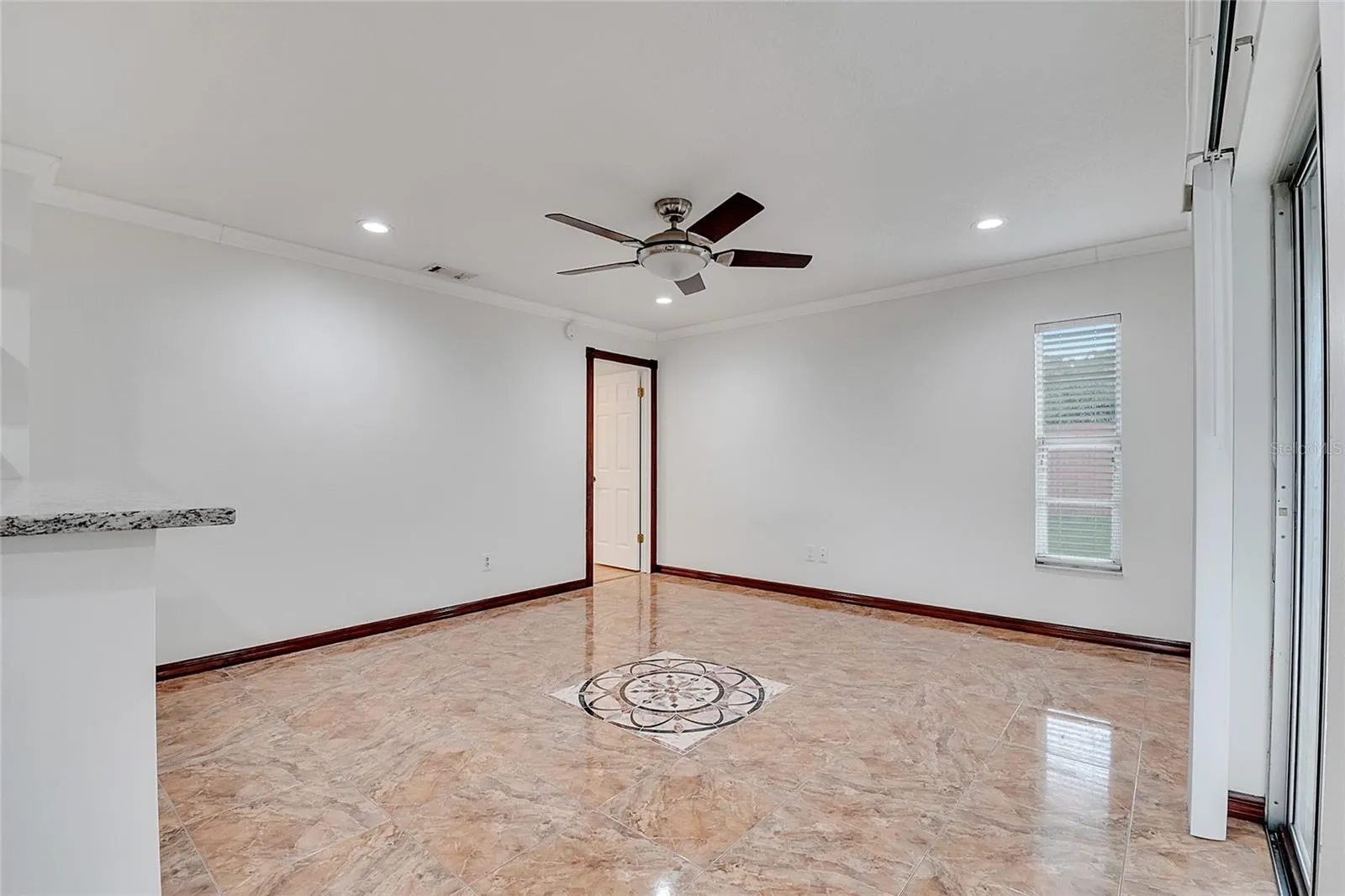 219 IOWA WOODS CIR W