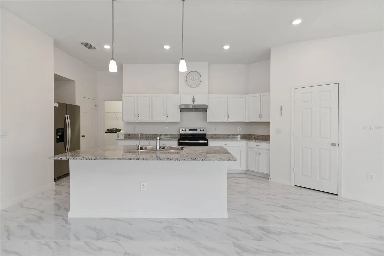 9160 WESTSIDE HILLS DR