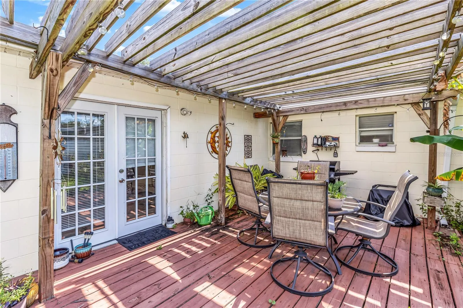 5326 METRO DR