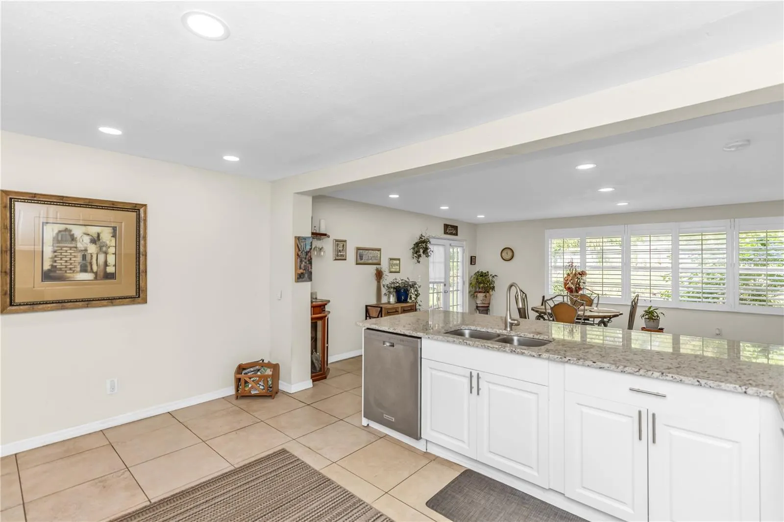 5326 METRO DR