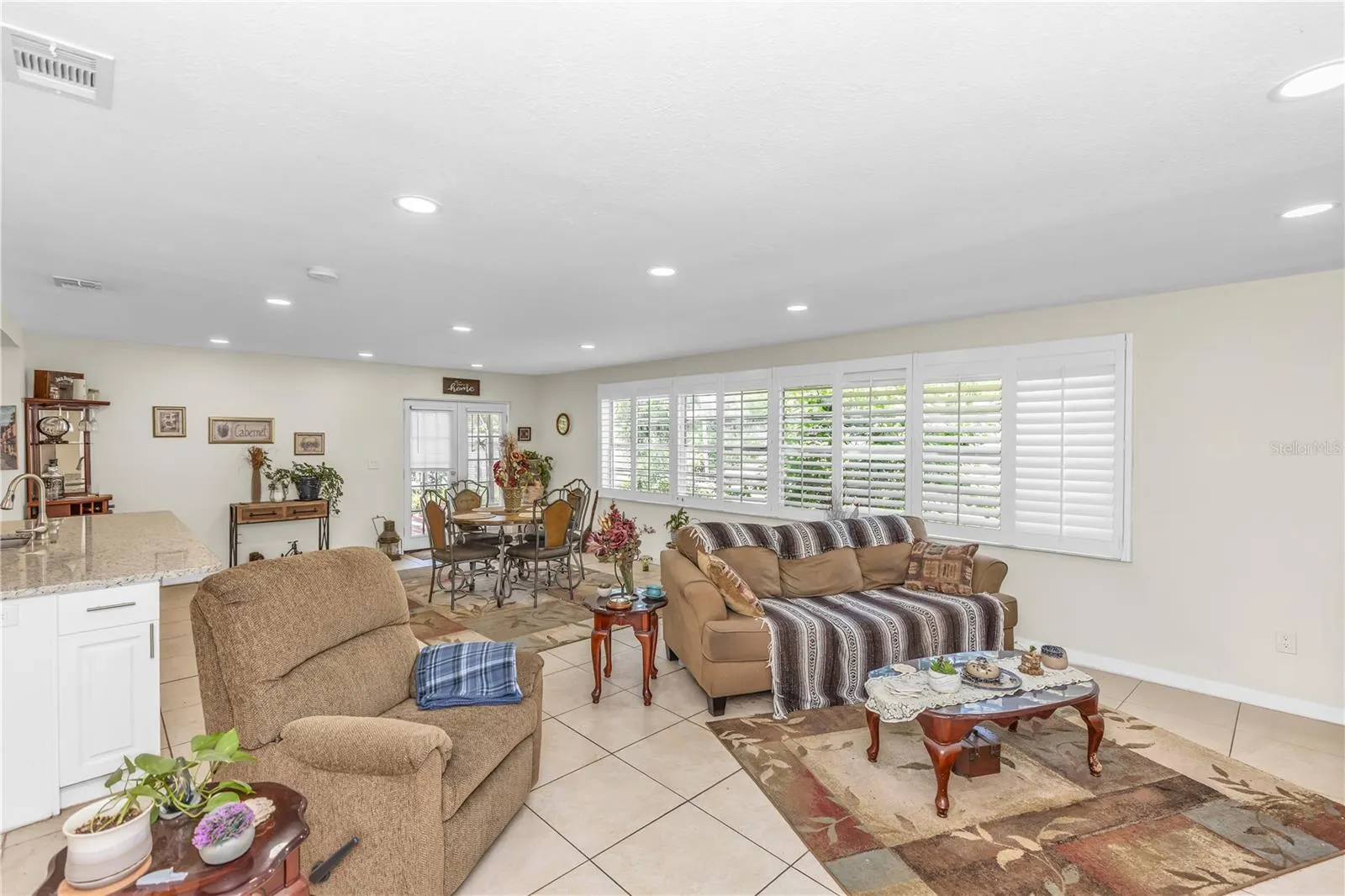 5326 METRO DR