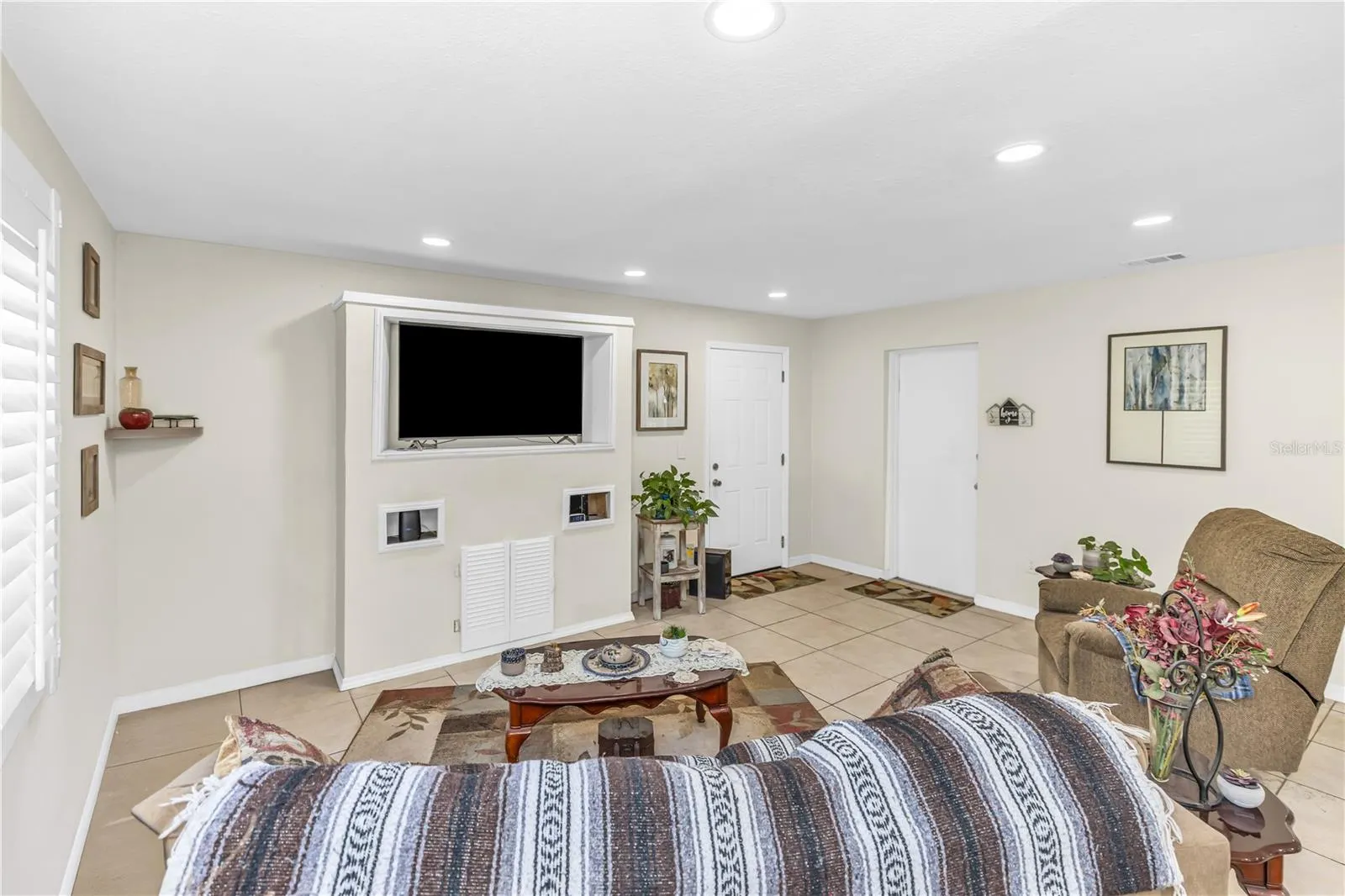 5326 METRO DR