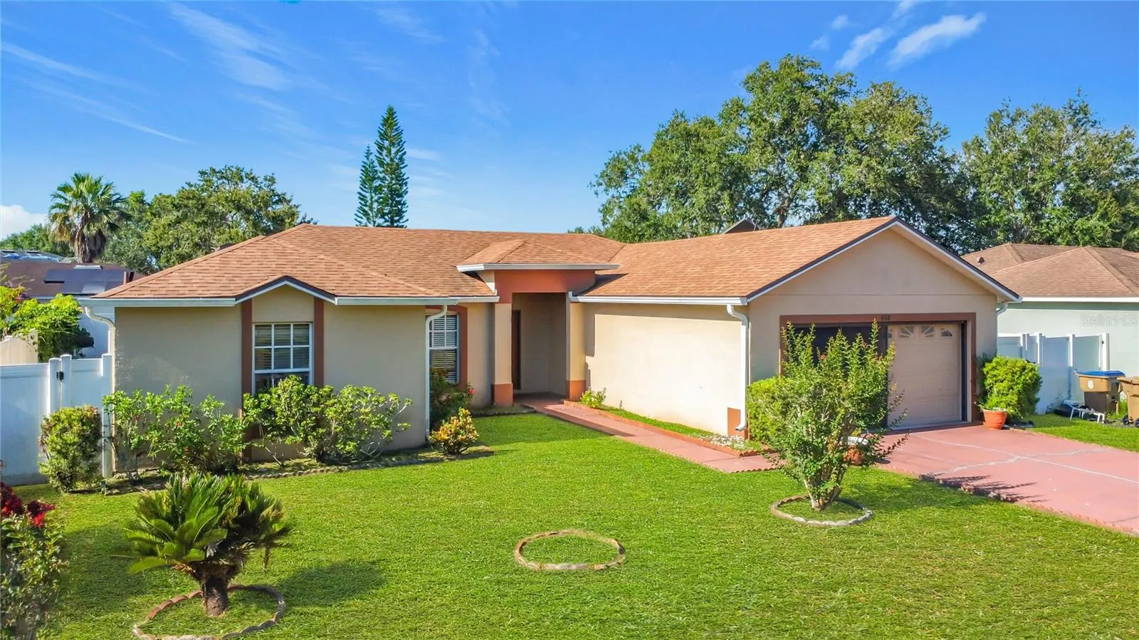 668 STERLING DR