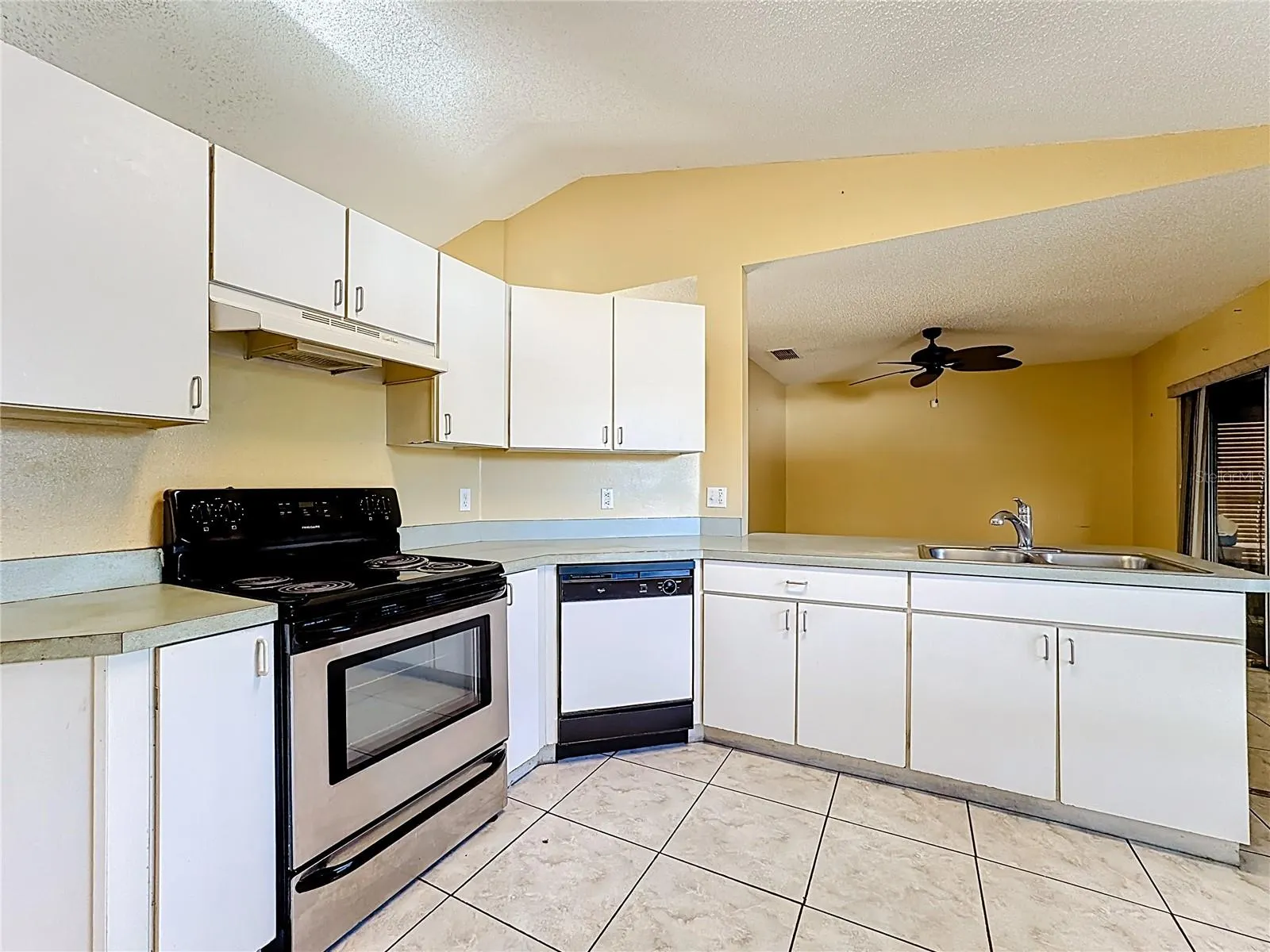 668 STERLING DR