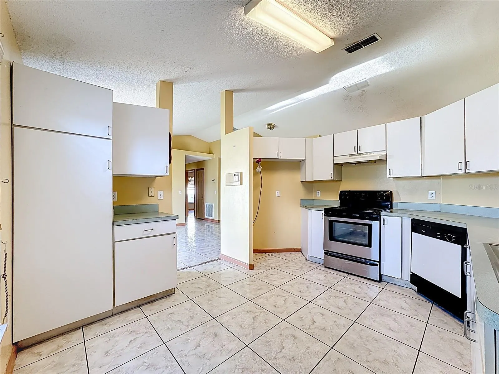 668 STERLING DR
