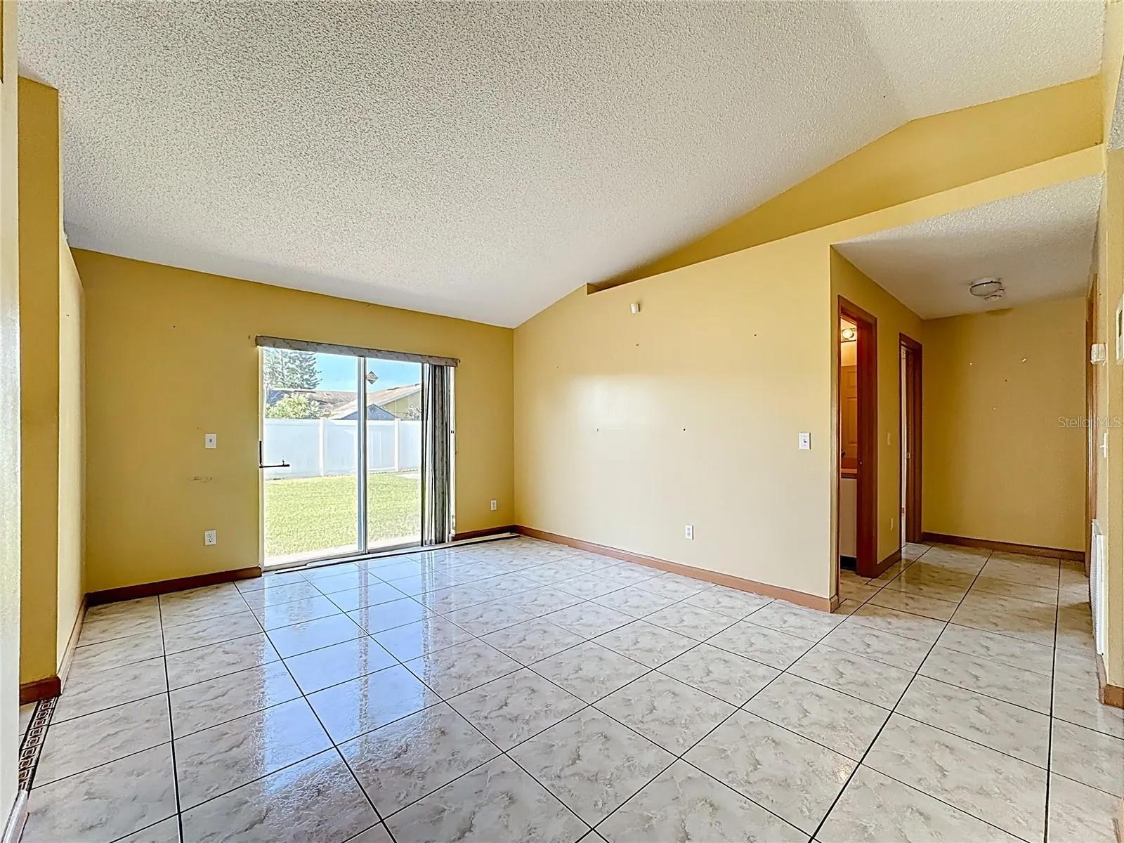 668 STERLING DR