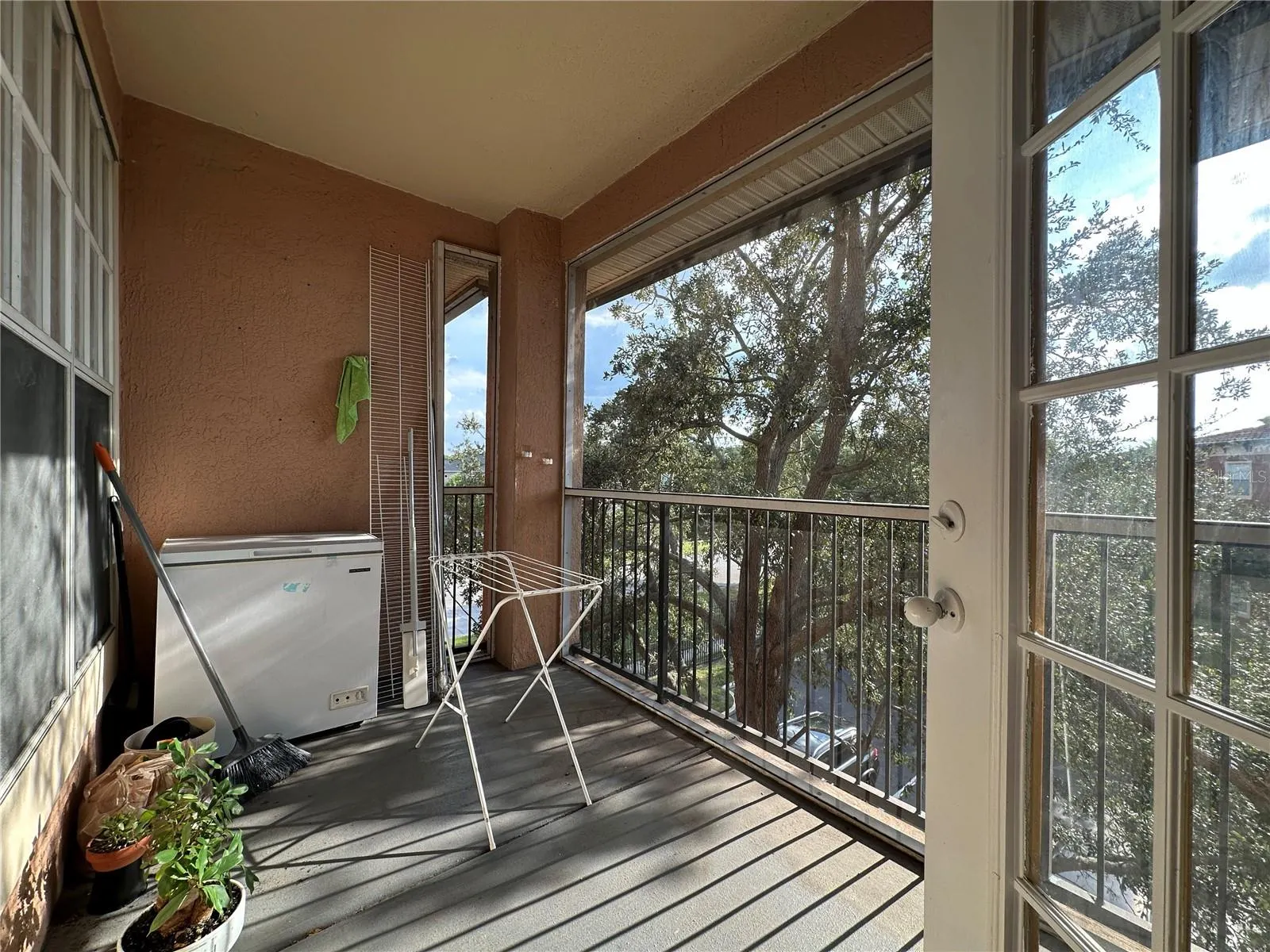 5554 METROWEST BLVD #312, #312