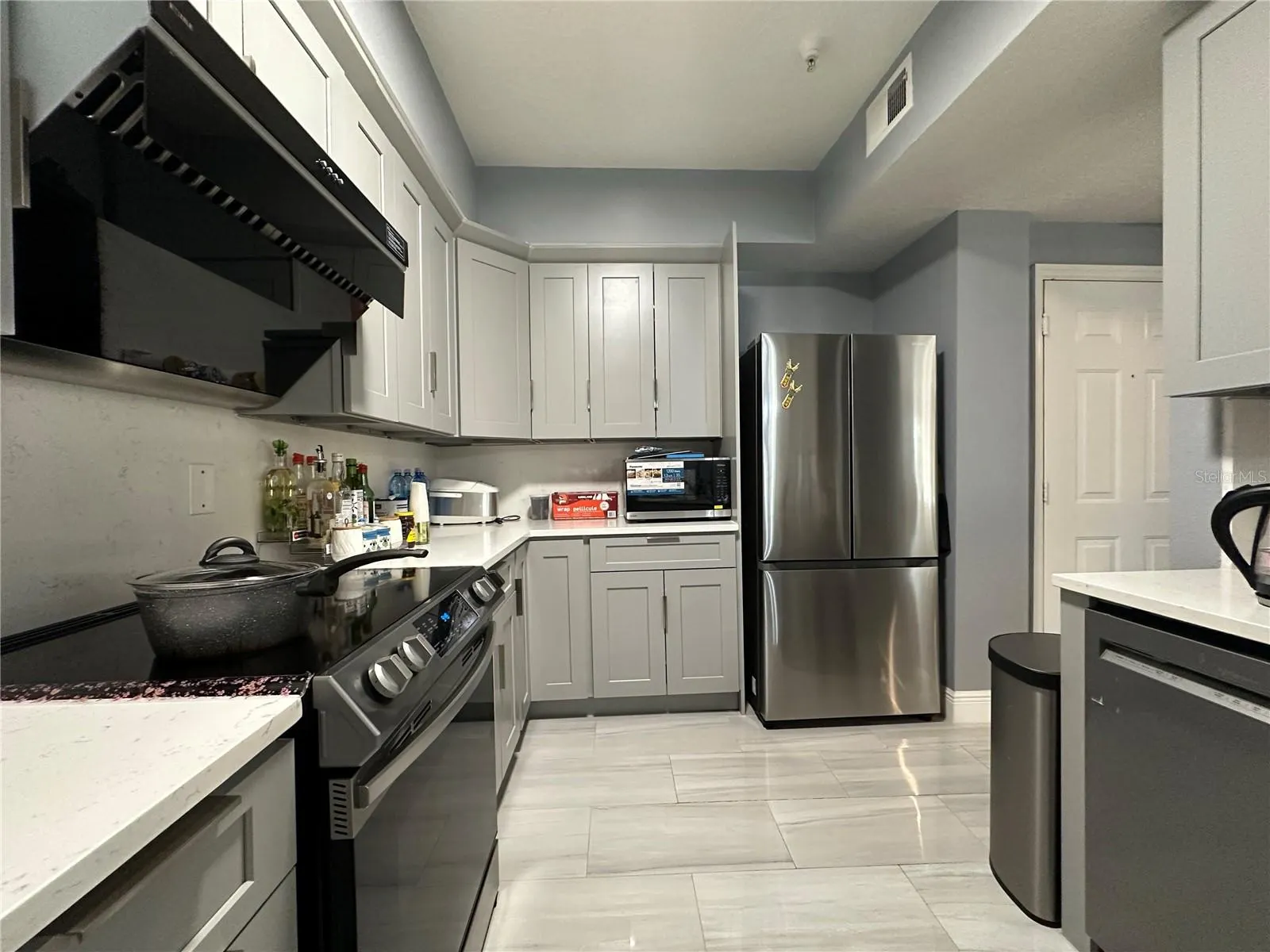 5554 METROWEST BLVD #312, #312