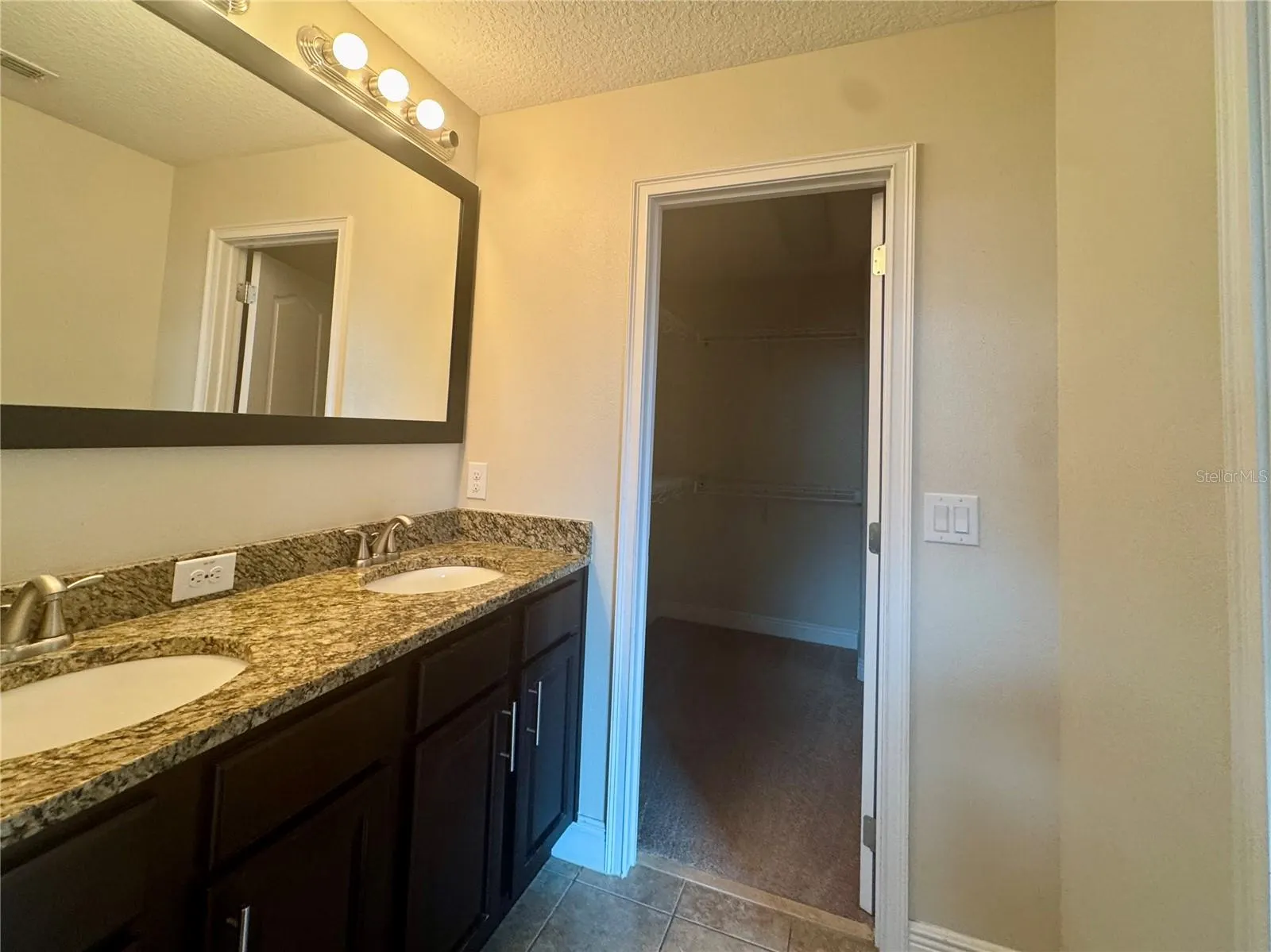 8161 ROSEVILLE RD