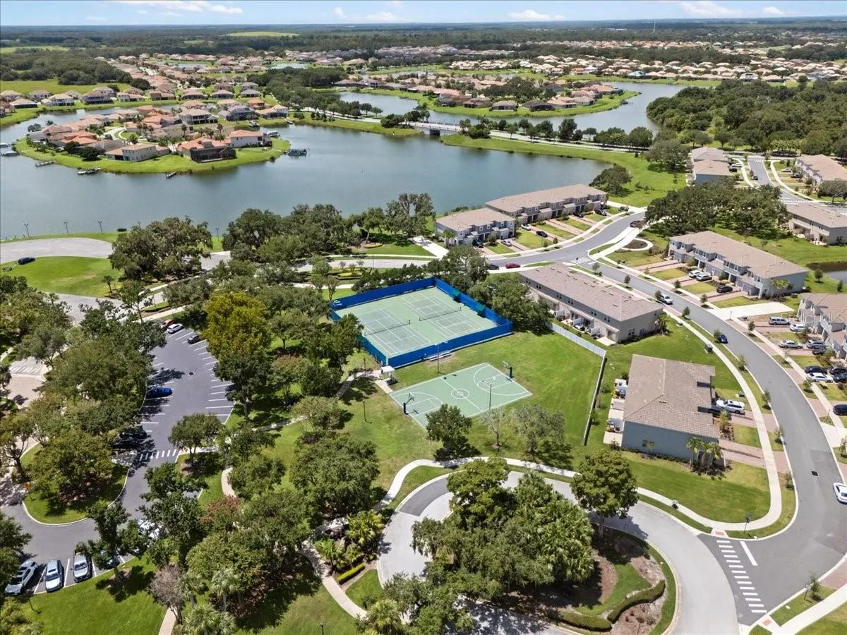 3878 CARRICK BEND DR
