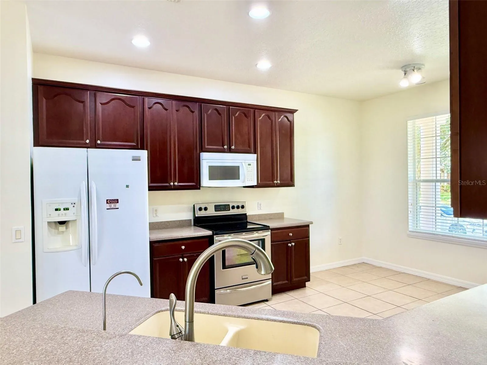 3174 GRASMERE VIEW PKWY