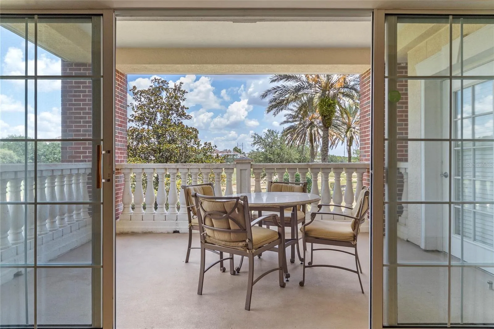 1106 SUNSET VIEW CIR #201, #201