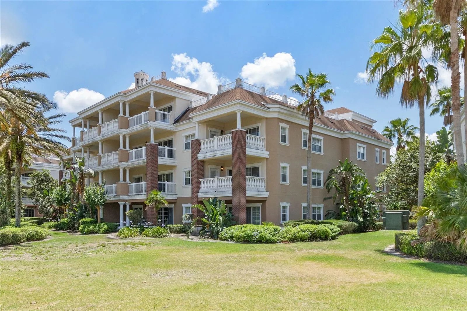 1106 SUNSET VIEW CIR #201, #201