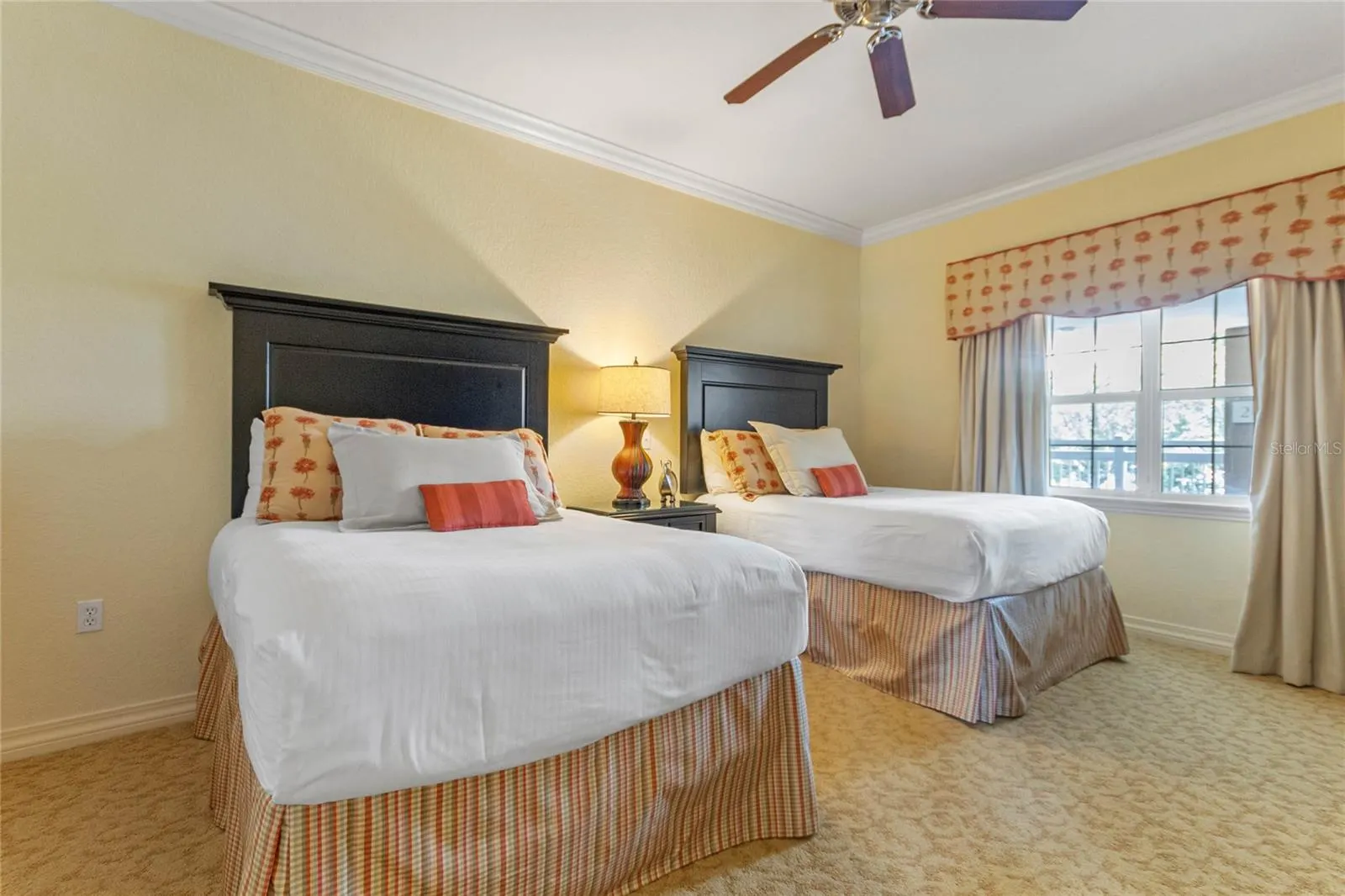 1106 SUNSET VIEW CIR #201, #201