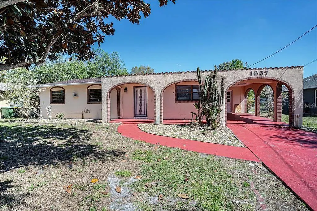 1557 LAKE CLAY DR