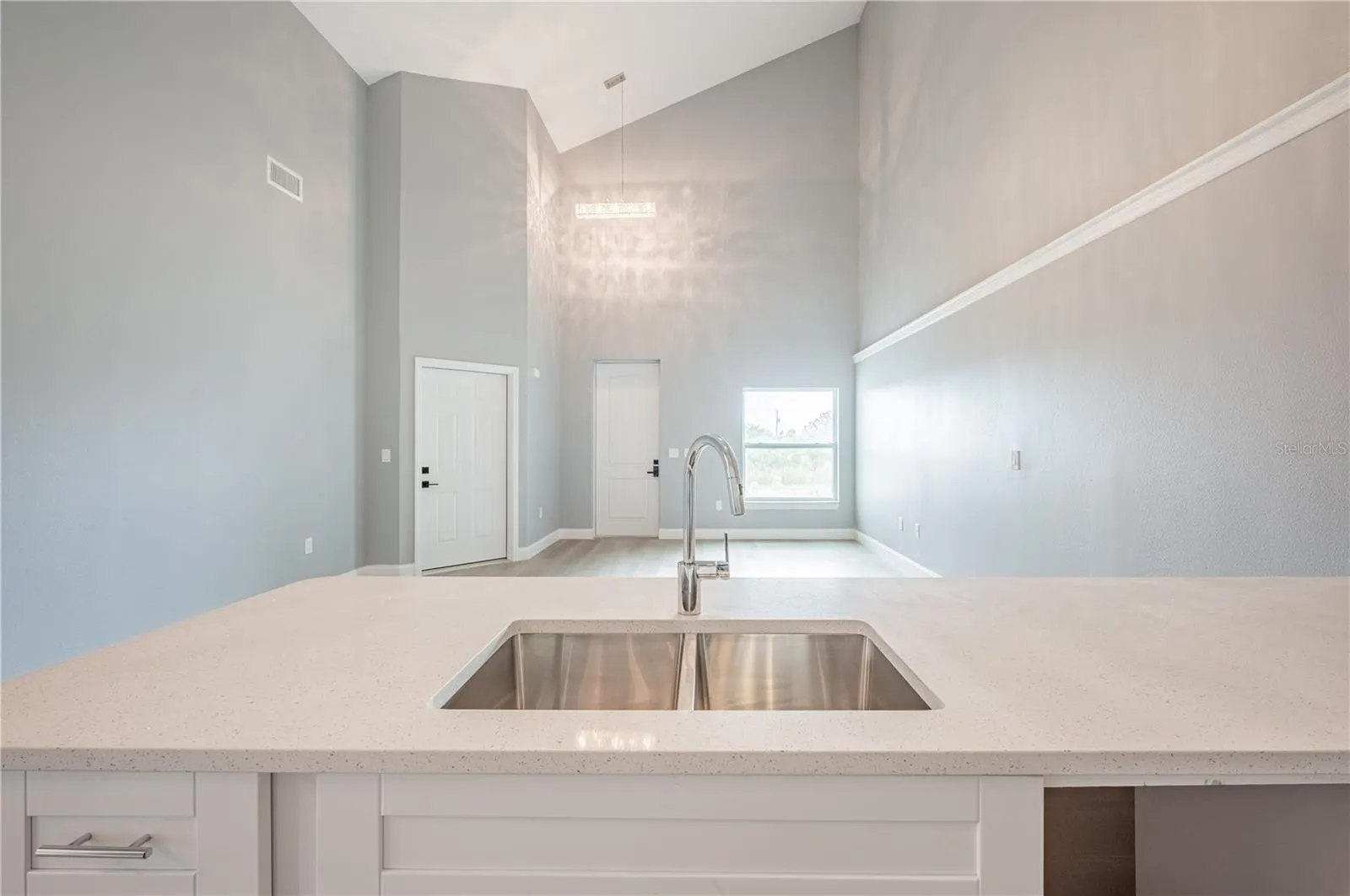 8349 & 8351 AGATE ST