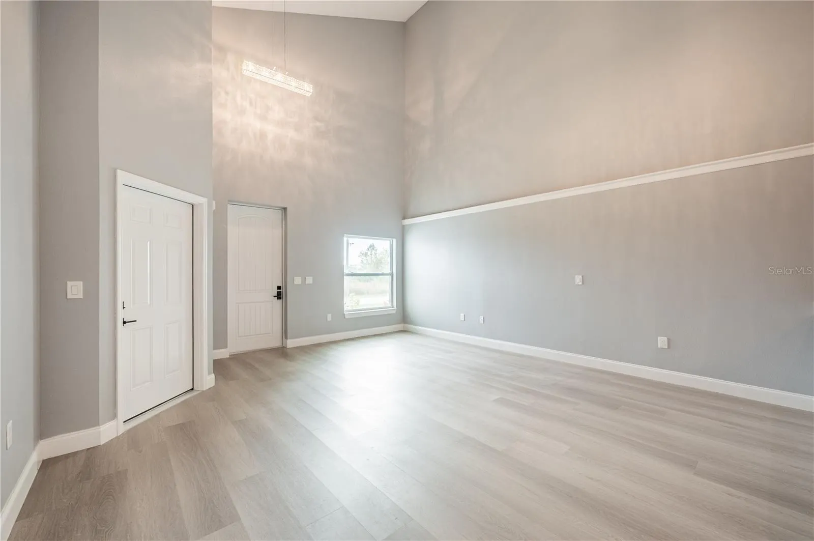 8349 & 8351 AGATE ST