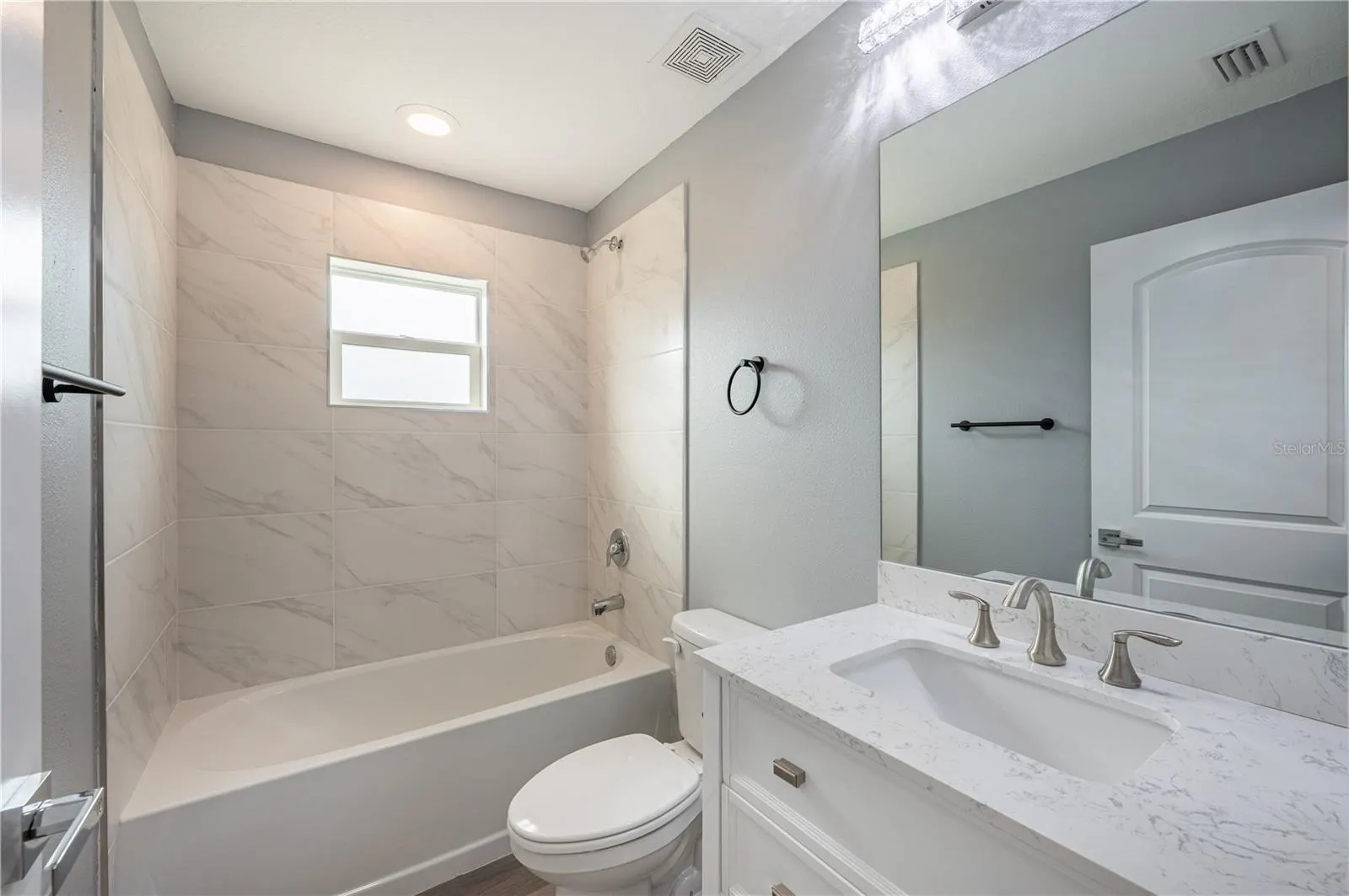 8349 & 8351 AGATE ST
