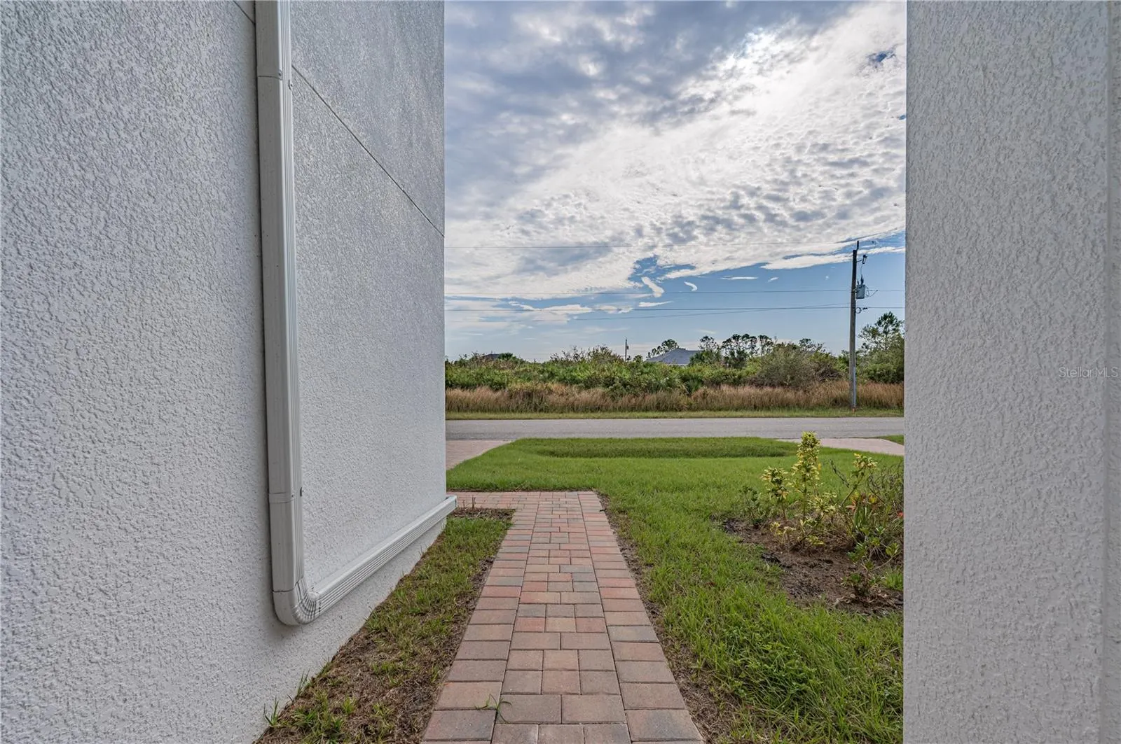 8349 & 8351 AGATE ST