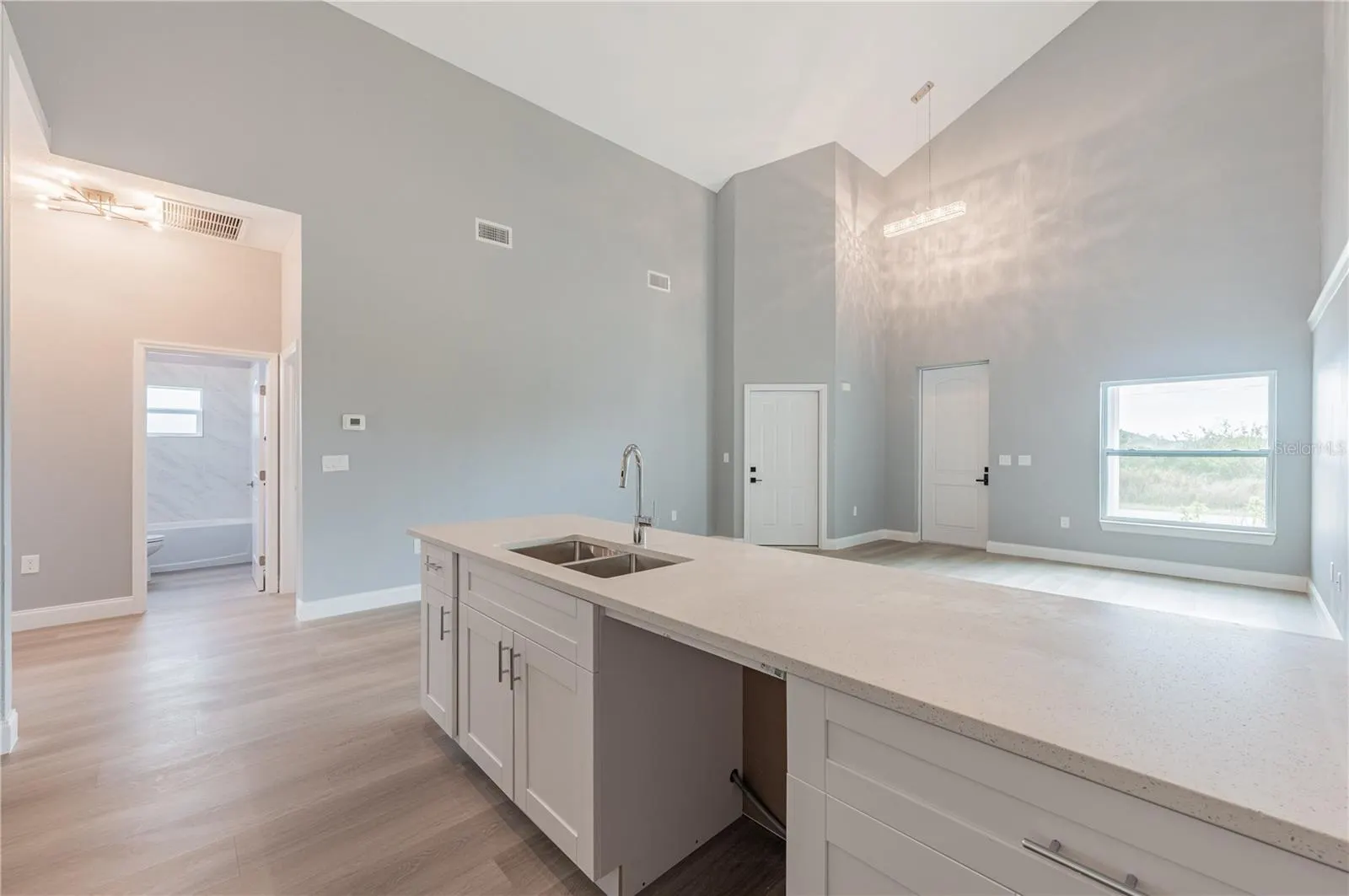 8349 & 8351 AGATE ST