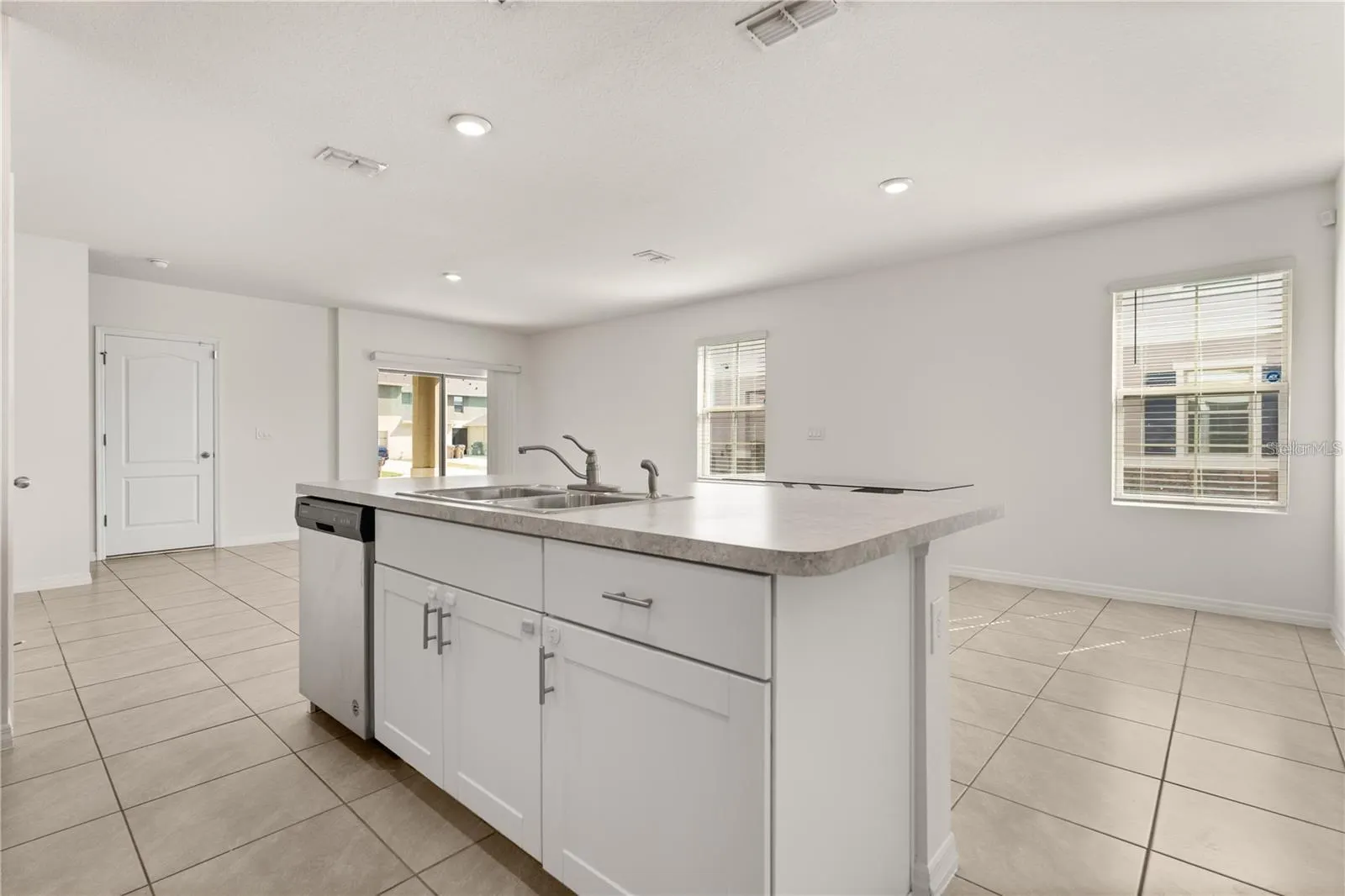 1797 RED CANYON DR