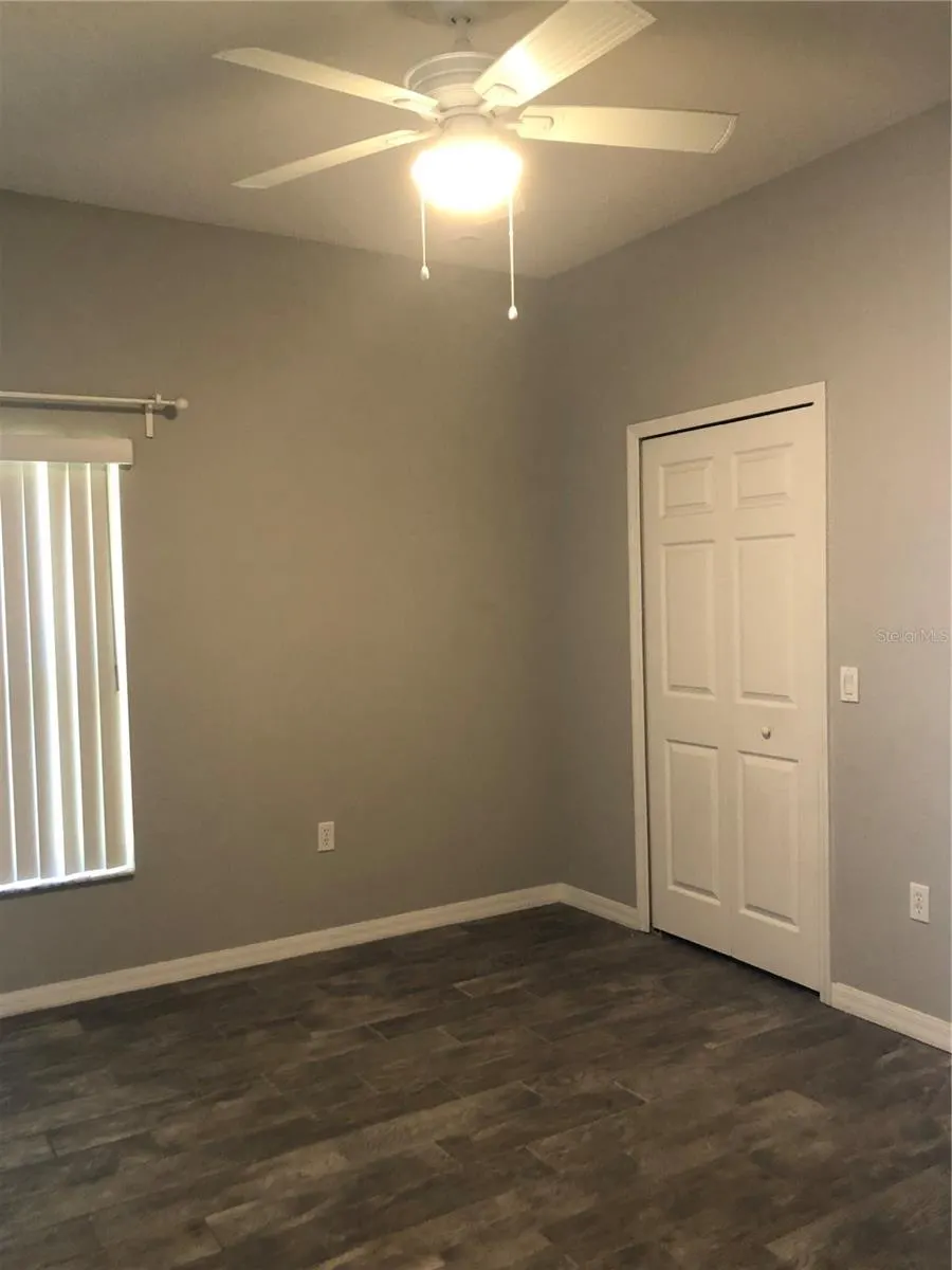 3711 EAGLE ISLE CIR