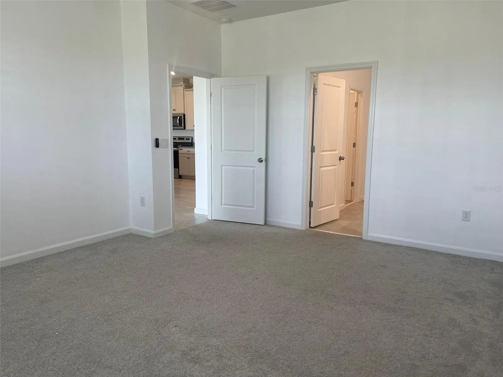 1058 BOARDWALK PL