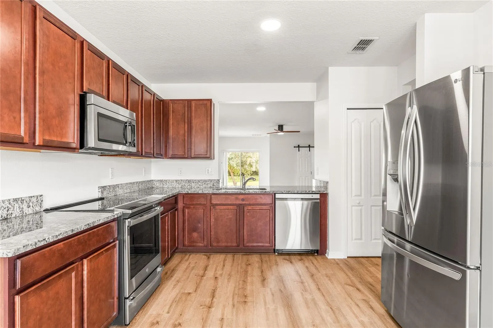 3105 SANGRIA ST