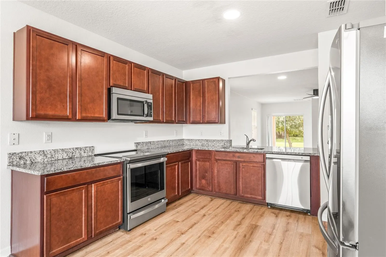 3105 SANGRIA ST