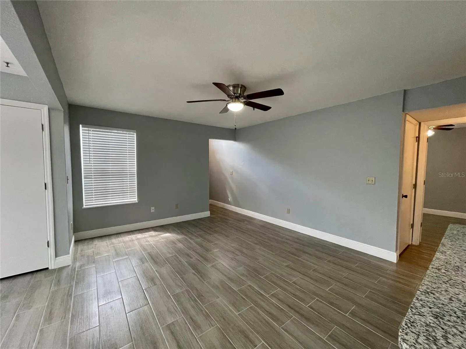 1612 COLUMBIA ARMS CIR #137, #137