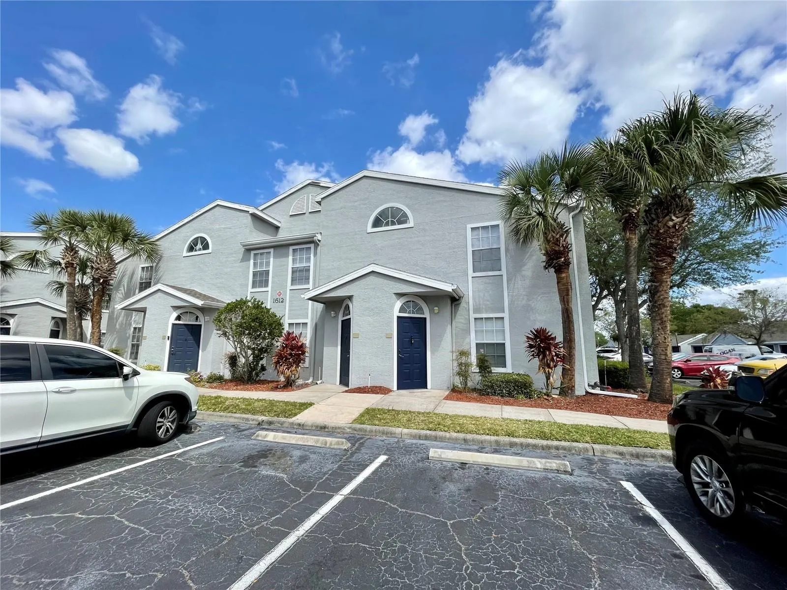 1612 COLUMBIA ARMS CIR #137, #137