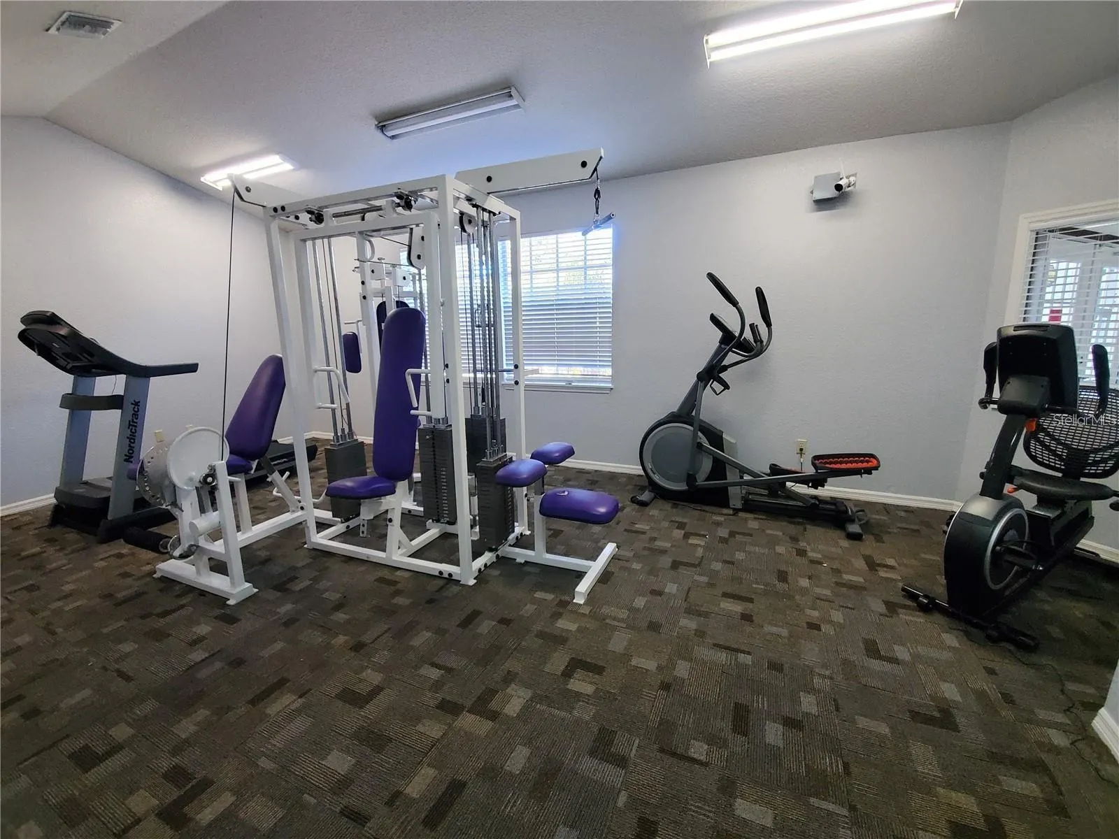 1612 COLUMBIA ARMS CIR #137, #137