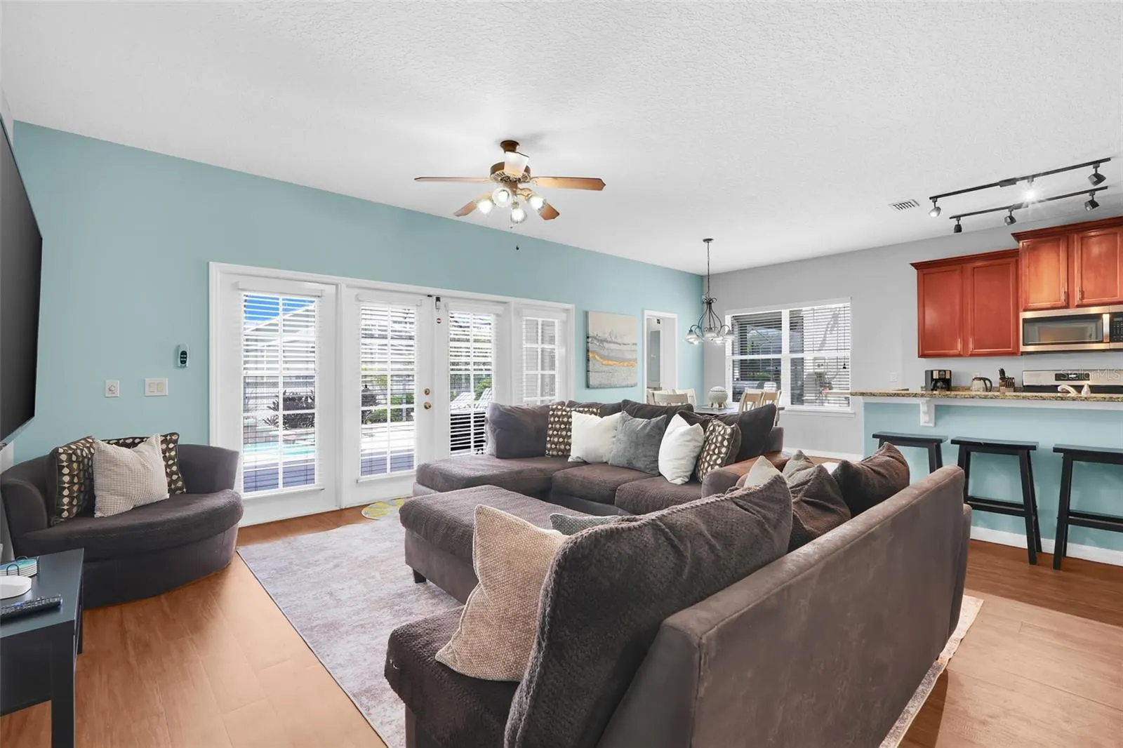 8033 ACADIA ESTATES CT