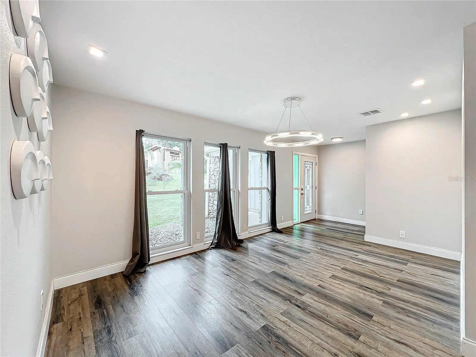 317 PARK PL
