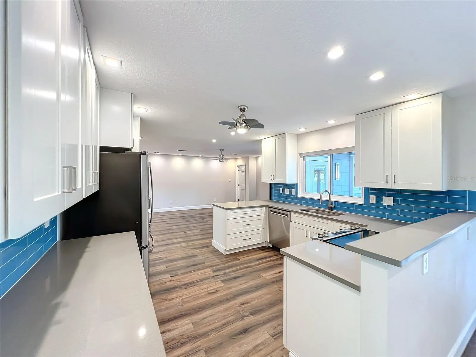 317 PARK PL