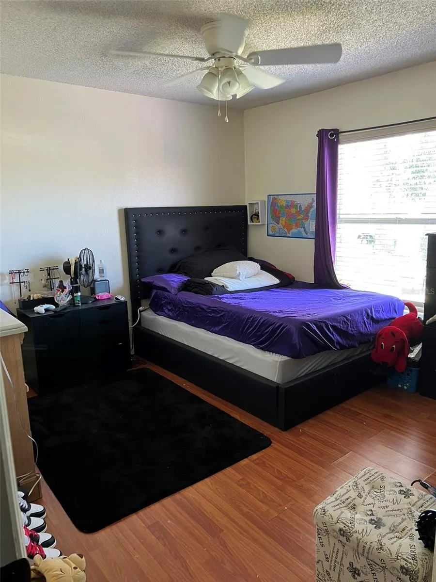 324 ERIE CT