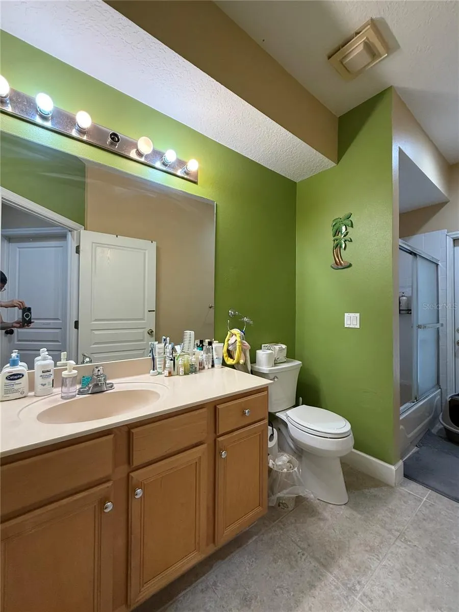14007 ISLAMORADA DR