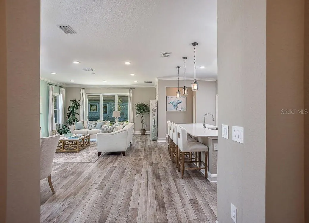 20 FIG CT E