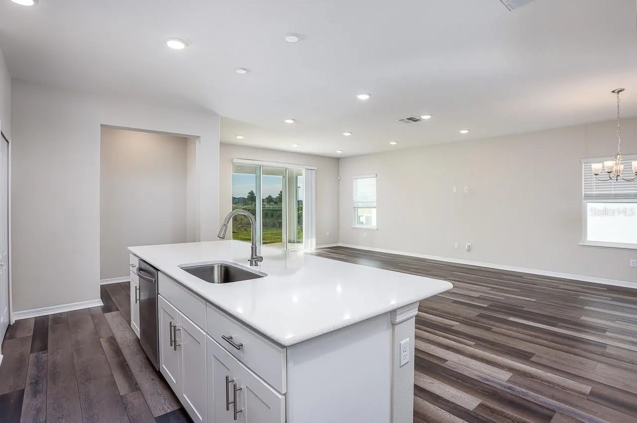 20 FIG CT E